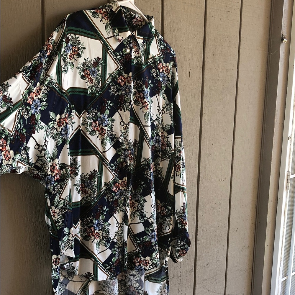 Women's Floral Print Tunic Shirt - Navy & White